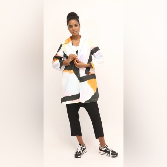 NWT OZAI N KU AEGEAN
OVERCOAT, MIRAGE - Picture 2 of 15